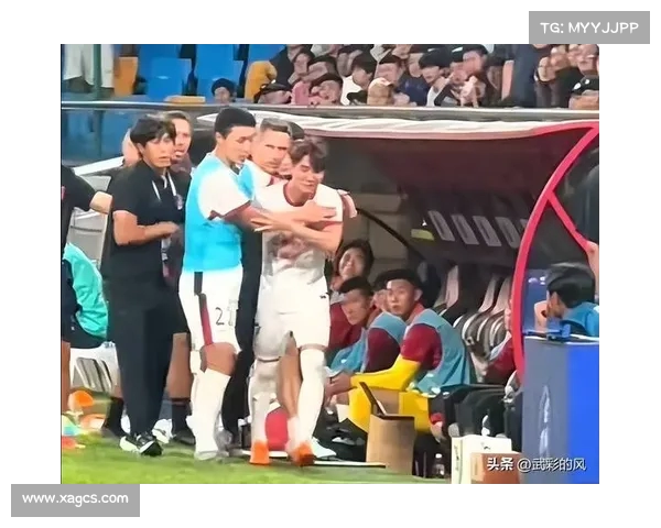 韦世豪妻子因病无法现场观赛 只能在家为丈夫加油助威 韦世豪妻子因病无法现场观赛 只能在家为丈夫加油助威